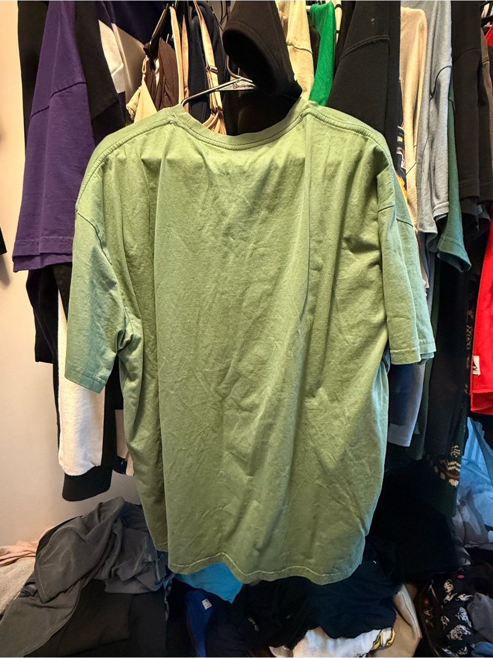Green Graphic Short-Sleeve Men's Shirt - Picture 2 of 2